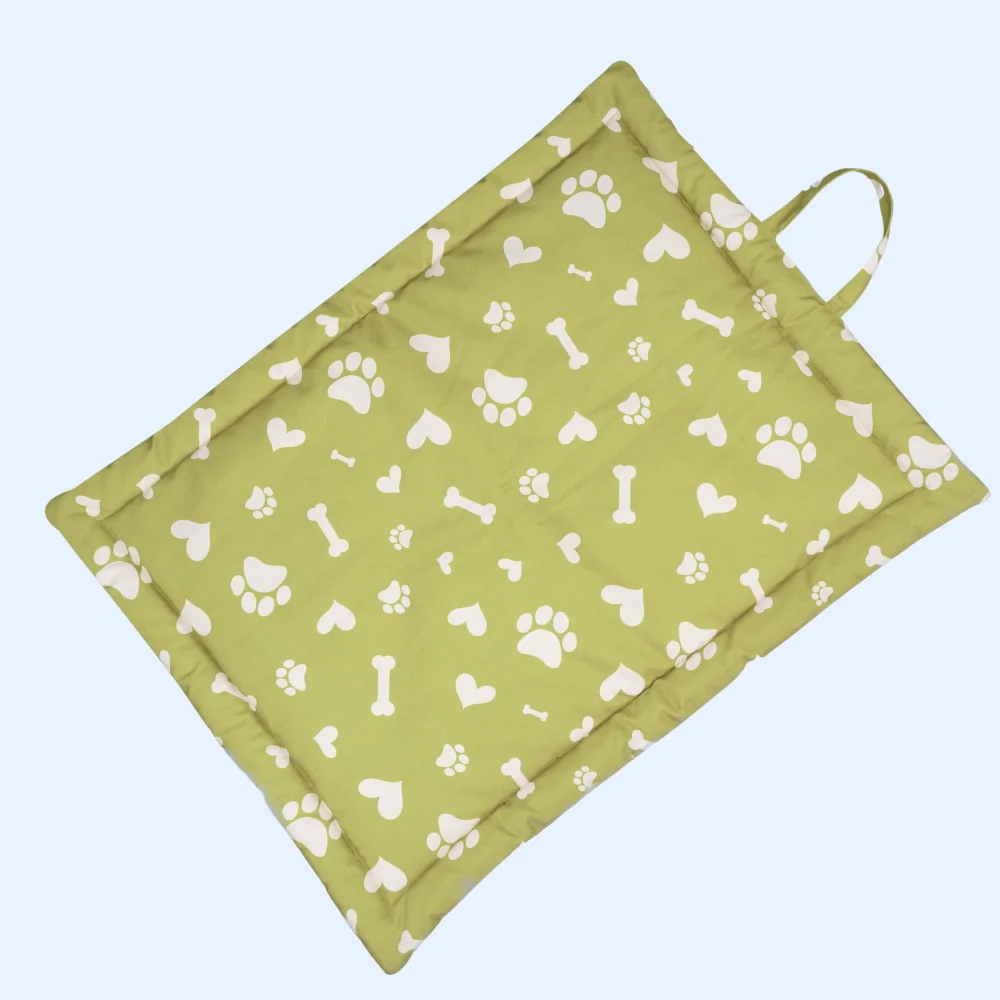 Pet Set Go Paw and Bones Heaven Mat for Dogs and Cats (Green)