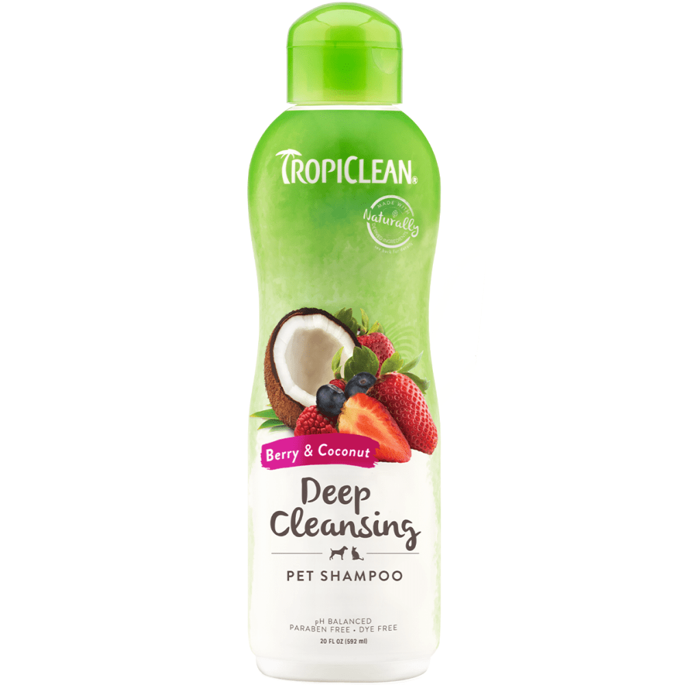 Tropiclean Berry and Coconut Deep Cleaning Shampoo for Pets